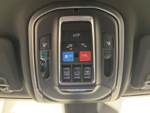 New 2025 Jeep Grand Cherokee L Limited w/ Luxury Tech Group II image 20