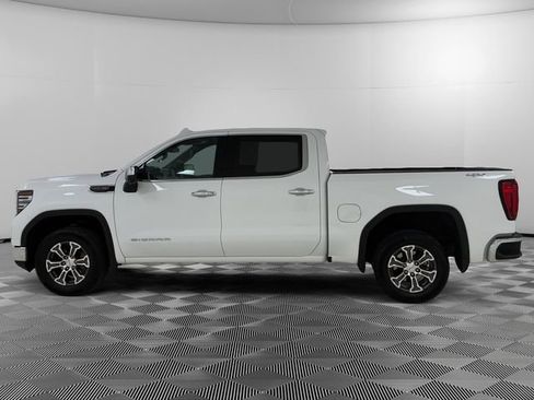 Used 2026 GMC Sierra 1500 SLT AWD/4WD image 2