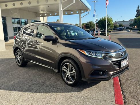 Used 2021 Honda HR-V EX image 3