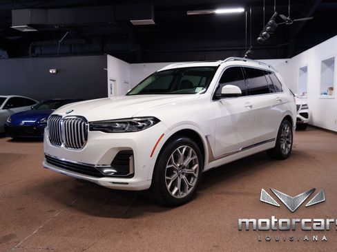 Used 2019 BMW X7 xDrive40i w/ Cold Weather Package AWD/4WD image 3