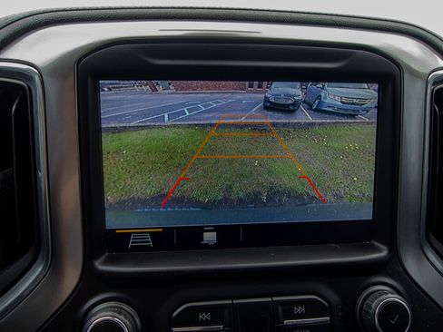 Used 2019 Chevrolet Silverado 1500 RST image 17