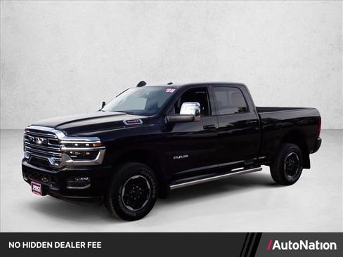 Used 2025 RAM 3500 Laramie AWD/4WD image 1