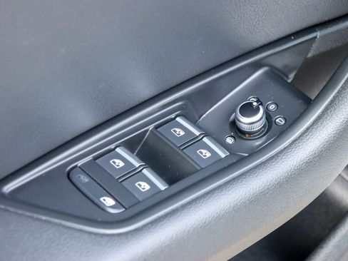 Used 2017 Audi A4 2.0T Ultra Premium w/ Convenience Package image 15