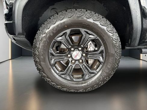 Certified 2024 GMC Canyon Elevation w/ Convenience Package RWD image 11