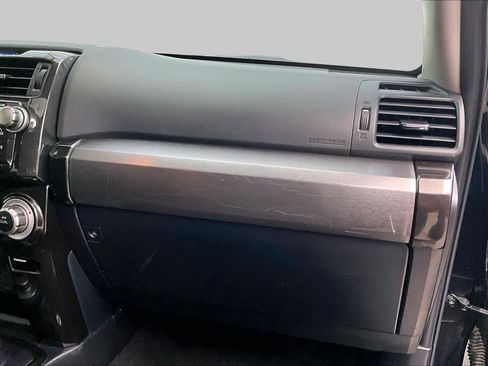 Used 2019 Toyota 4Runner Limited AWD/4WD image 18