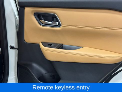 Used 2023 Nissan Rogue Platinum w/ Platinum Premium Package image 33