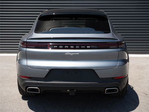 Certified 2026 Porsche Cayenne Coupe AWD/4WD image 31