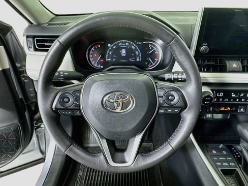 Used 2025 Toyota RAV4 XLE w/ Convenience Package AWD/4WD image 13