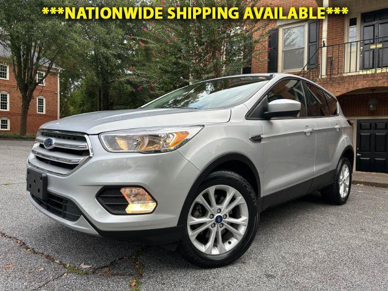 Used 2019 Ford Escape SE FWD image 1
