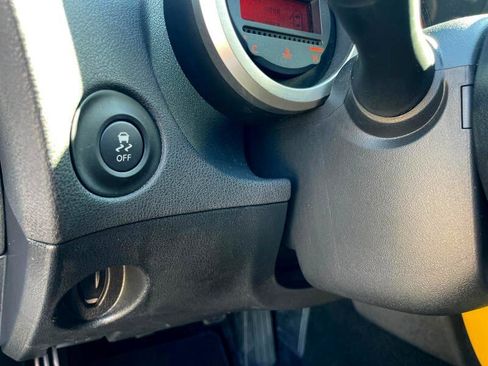 Used 2019 Nissan 370Z Coupe w/ Z34 Heritage Edition - White image 16