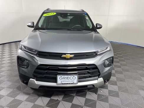 Used 2023 Chevrolet TrailBlazer LT w/ Convenience Package AWD/4WD image 3