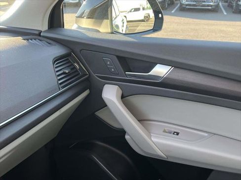 Used 2022 Audi Q5 2.0T Premium image 35