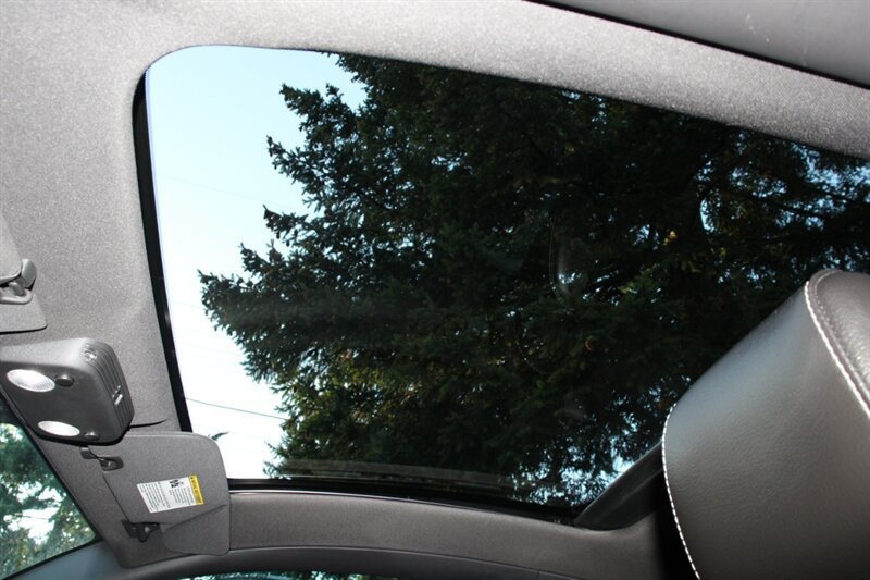 Used 2010 Ford Mustang Premium RWD image 8