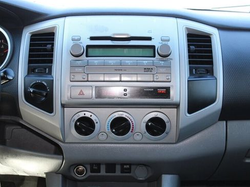 Used 2010 Toyota Tacoma 4x4 Double Cab image 28