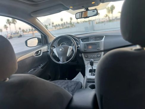 Used 2013 Nissan Sentra SV w/ Premium Pkg image 14