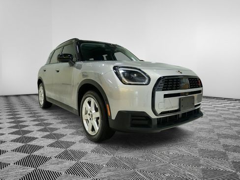 Used 2025 MINI Cooper Countryman S image 7