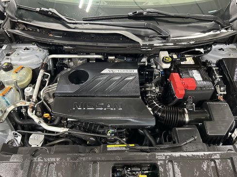 Used 2023 Nissan Rogue SV image 30