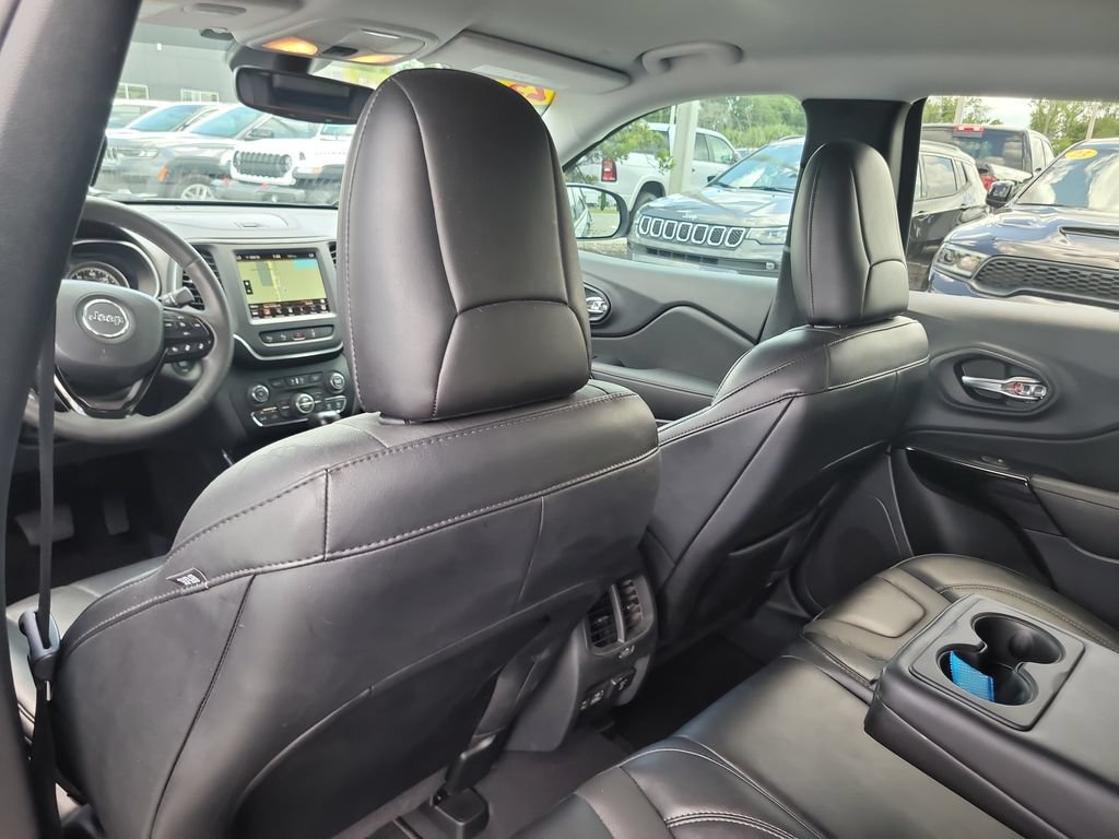 Used 2023 Jeep Cherokee Altitude Lux AWD/4WD image 13
