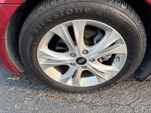 Used 2012 Hyundai Sonata Limited w/ Navigation Pkg FWD image 20
