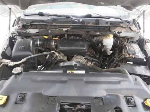 Used 2013 RAM 1500 Classic SLT RWD image 23