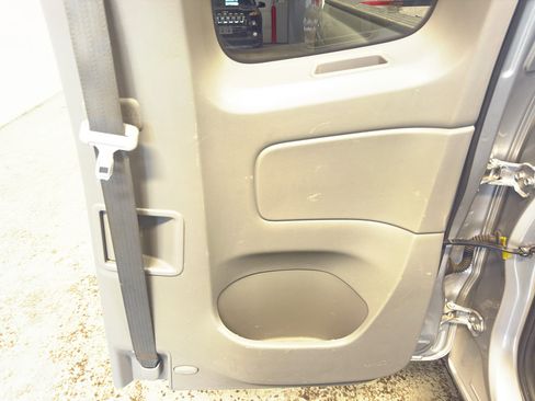 Used 2015 Toyota Tacoma 4x4 Access Cab w/ Convenience Package image 23