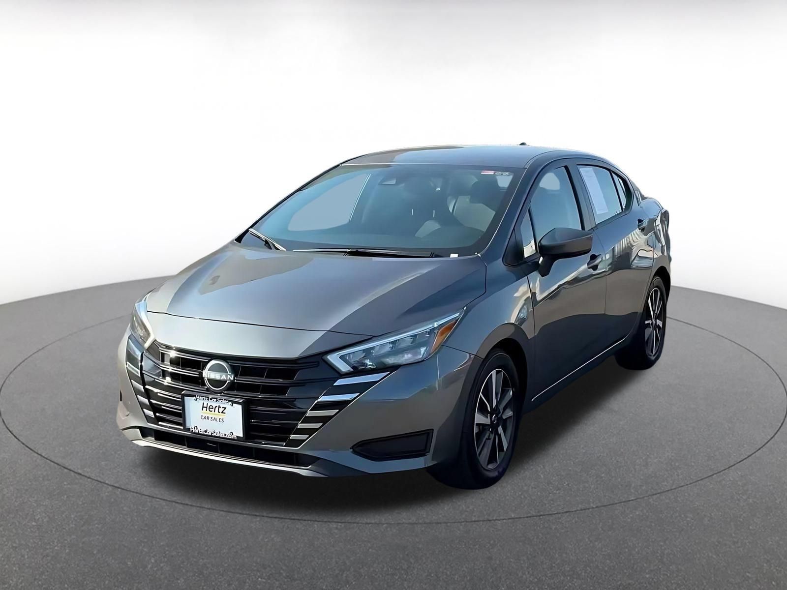 Used 2025 Nissan Versa SV FWD image 6