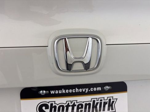 Used 2019 Honda Insight Touring image 29