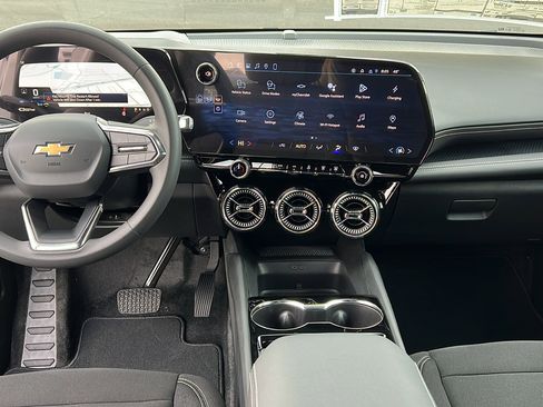 New 2026 Chevrolet Blazer EV LT AWD/4WD image 15