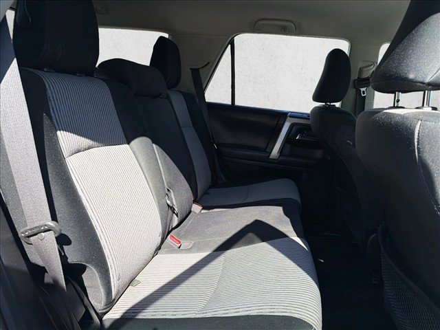 Used 2018 Toyota 4Runner SR5 AWD/4WD image 24