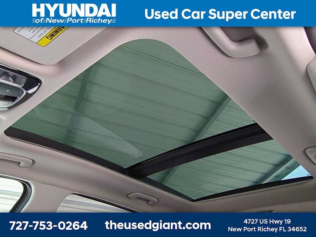 Certified 2022 Hyundai Tucson Limited w/ Cargo Package FWD image 23