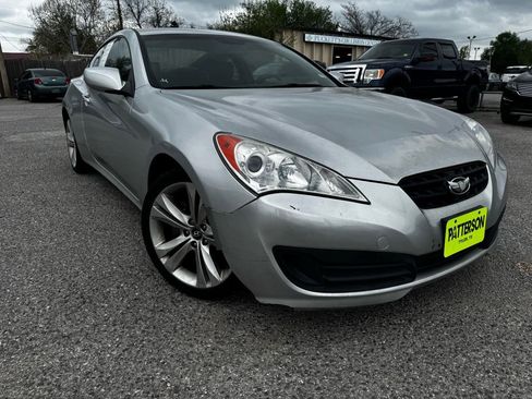 Used 2012 Hyundai Genesis 2.0T image 3
