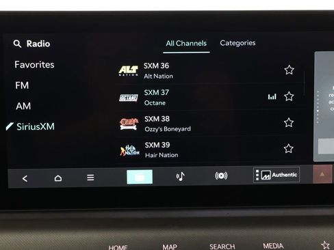 Used 2024 Kia EV9 Land image 20