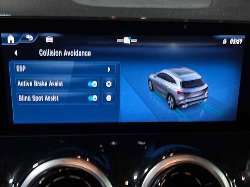 Certified 2026 Mercedes-Benz GLA 250 4MATIC image 36