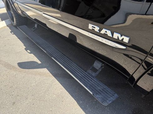 Used 2022 RAM 1500 Limited AWD/4WD image 23