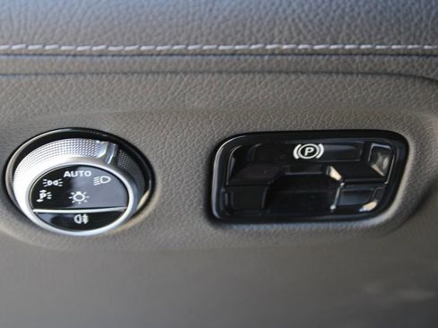 Used 2023 Mercedes-Benz EQE 350+ 4MATIC Sedan image 29