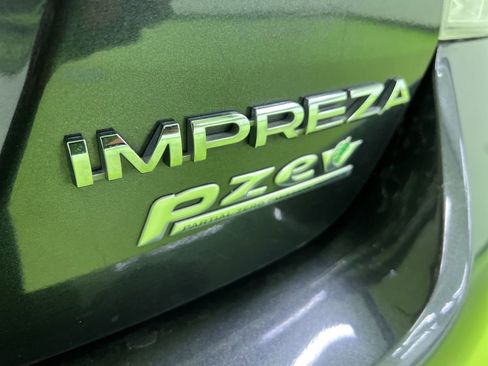Used 2015 Subaru Impreza 2.0i AWD/4WD image 14