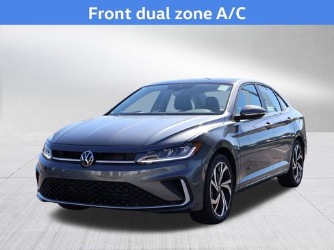 New 2026 Volkswagen Jetta SEL image 4