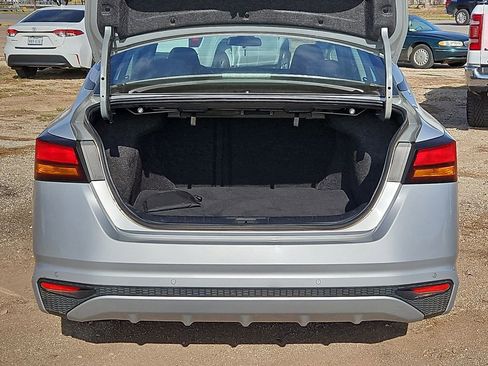 Used 2023 Nissan Altima 2.5 SV image 15