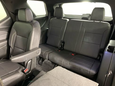 Used 2022 Chevrolet Traverse LT w/ LPO, 'HIT The Road' Package image 31