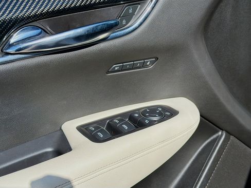 Used 2021 Cadillac XT6 Sport image 25