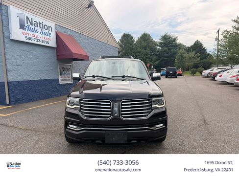 Used 2015 Lincoln Navigator L 4WD image 3