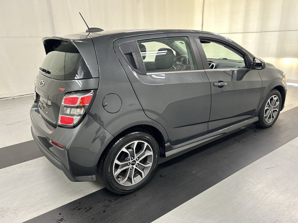 Used 2019 Chevrolet Sonic LT w/ Convenience Package FWD image 2
