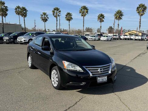 Used 2015 Nissan Sentra S image 3