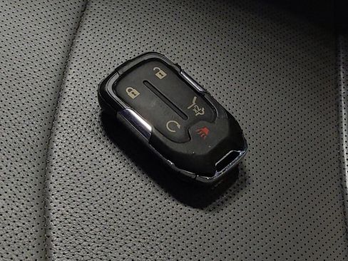 Used 2019 GMC Terrain SLT w/ Preferred Package image 32