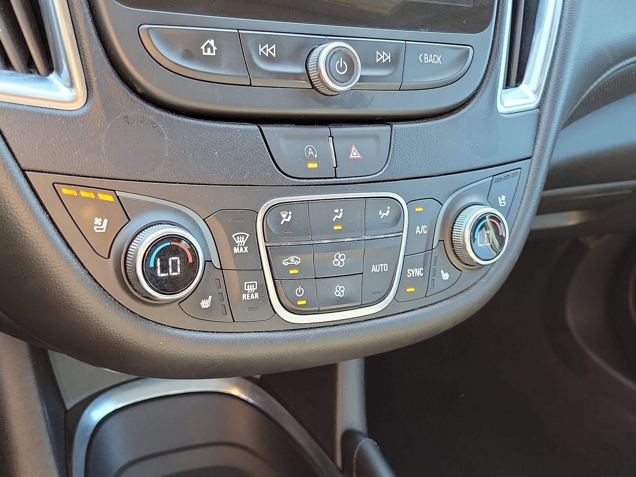 Used 2024 Chevrolet Malibu LT FWD image 20
