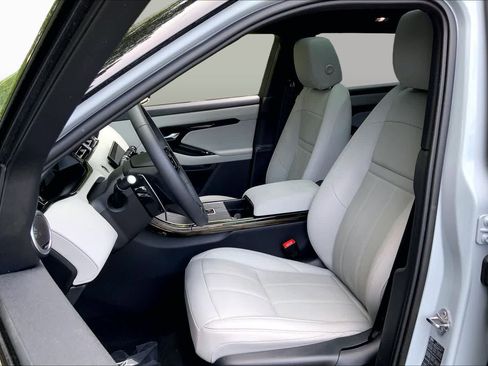 Used 2026 Land Rover Range Rover Evoque S AWD/4WD image 9