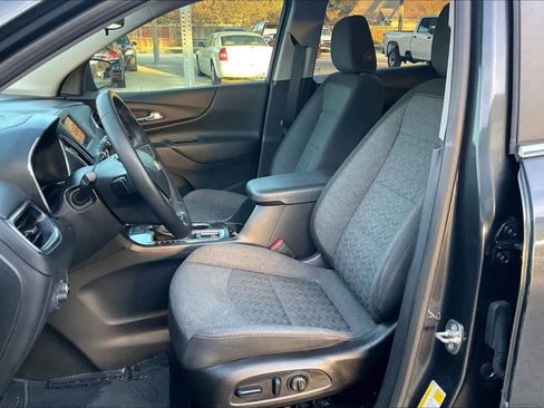 Used 2023 Chevrolet Equinox LT image 9