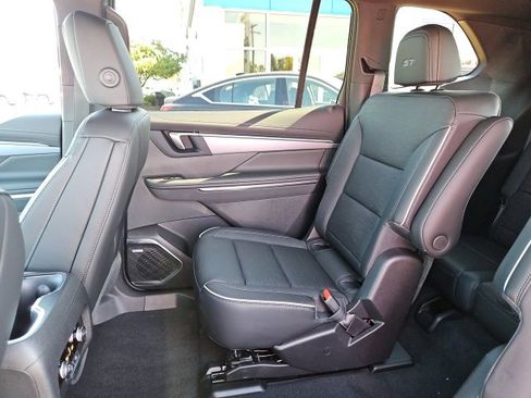 New 2026 Buick Enclave Sport Touring w/ Power Package image 19