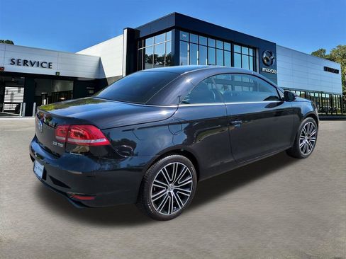 Used 2014 Volkswagen Eos FWD image 4