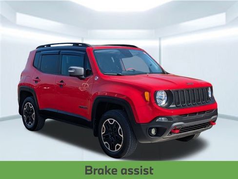 Used 2016 Jeep Renegade Trailhawk image 9
